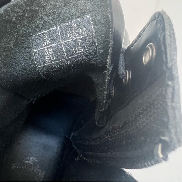 Dr. Martens Jadon Platform Boot in Black Unisex - Picture 6 of 6